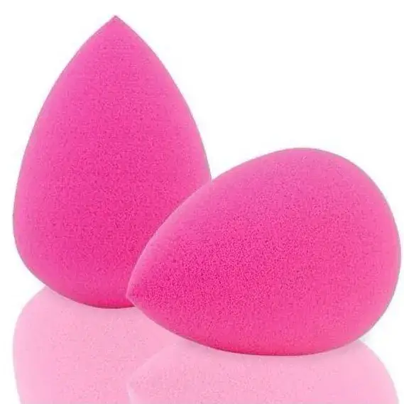 éponge blender de maquillage rose